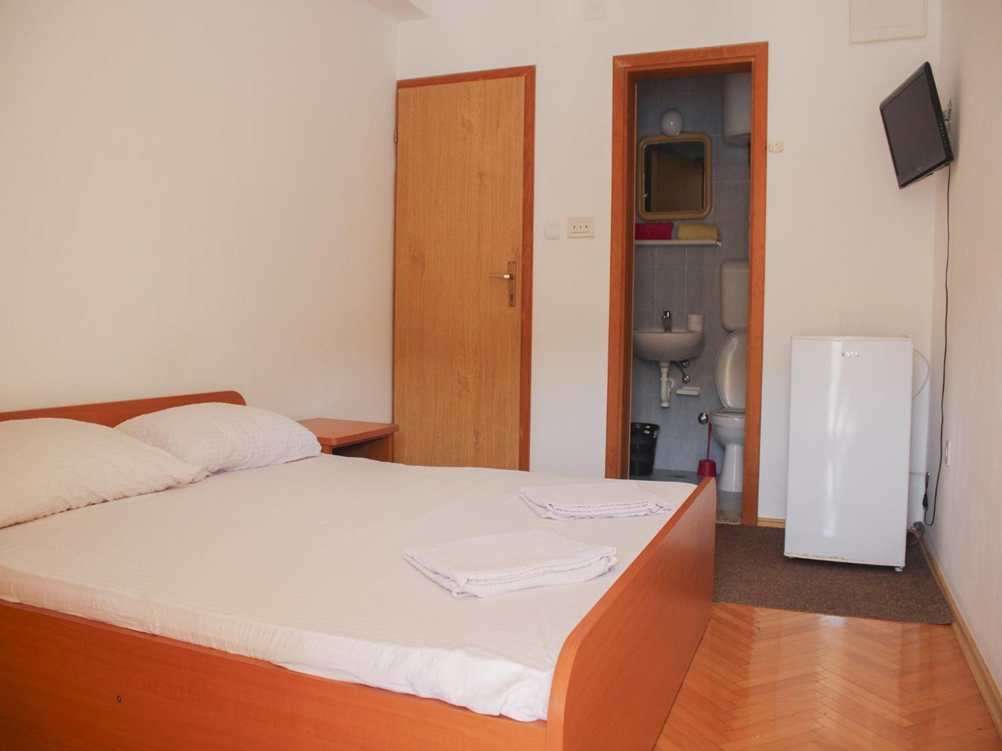 Apartments And Rooms Mato Neum Oda fotoğraf