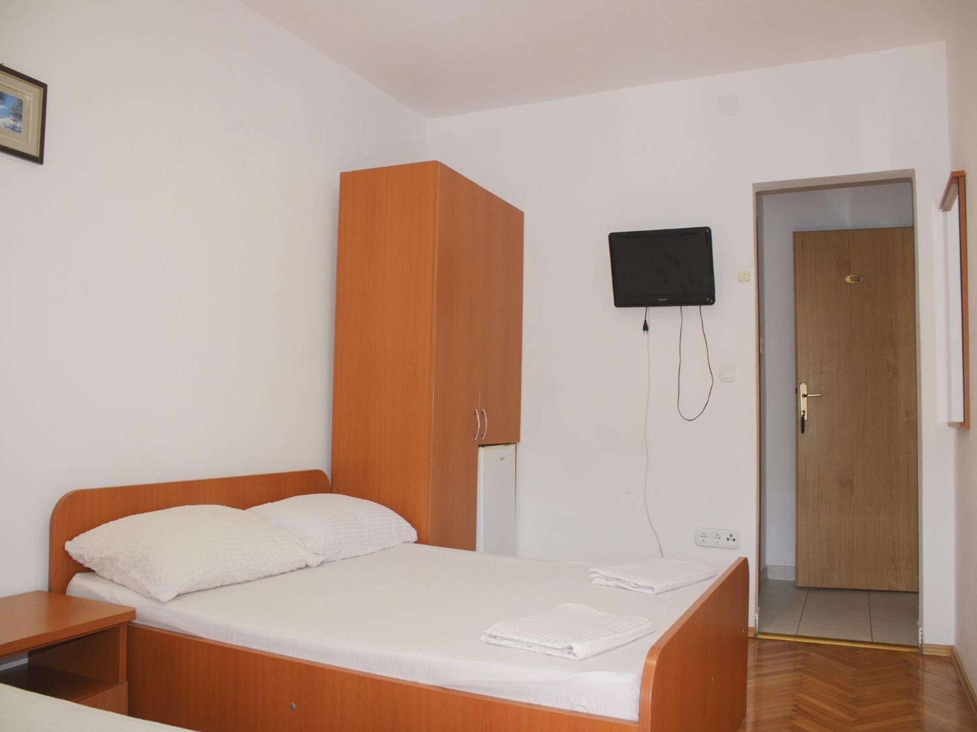 Apartments And Rooms Mato Neum Oda fotoğraf