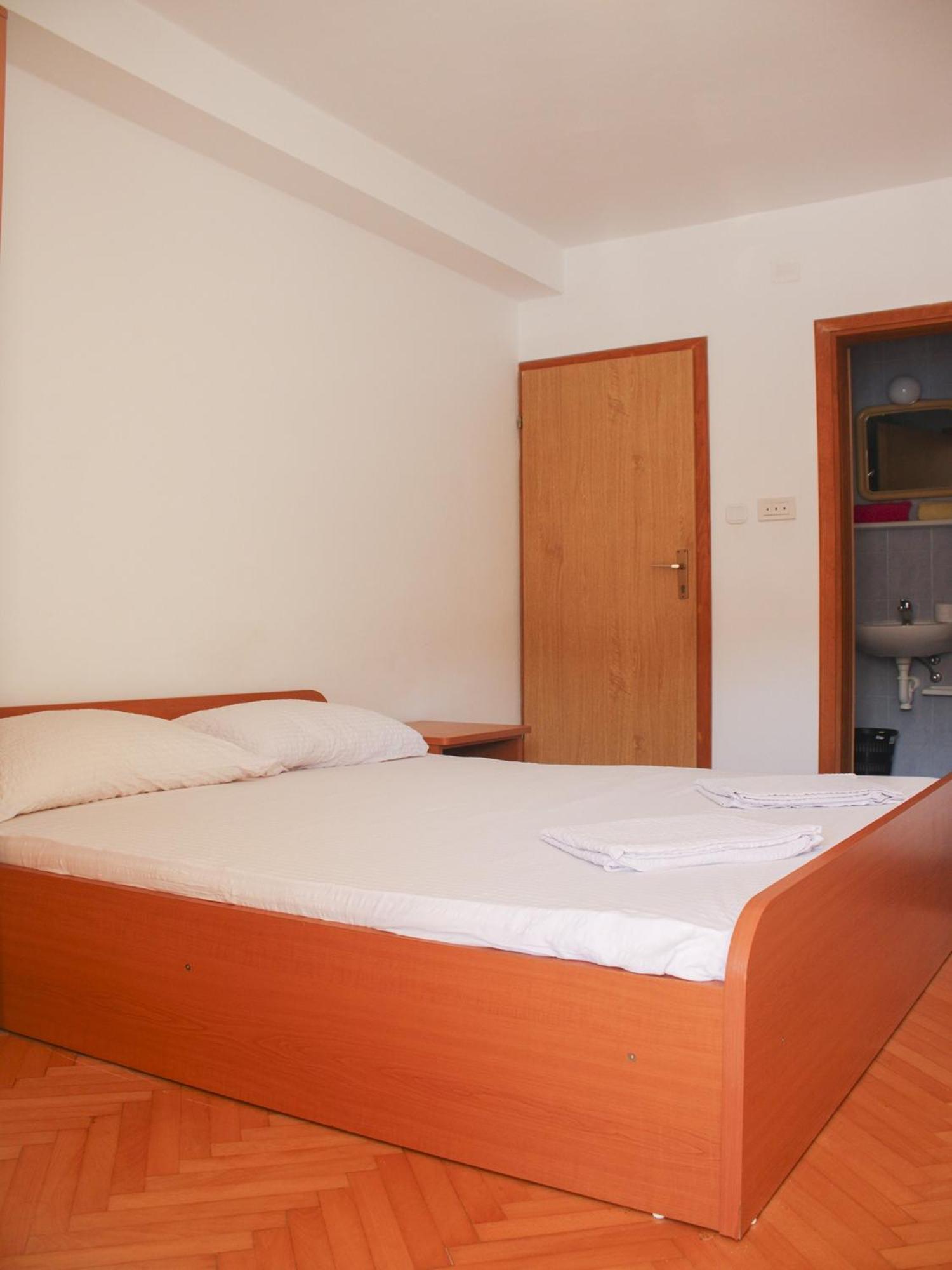 Apartments And Rooms Mato Neum Oda fotoğraf