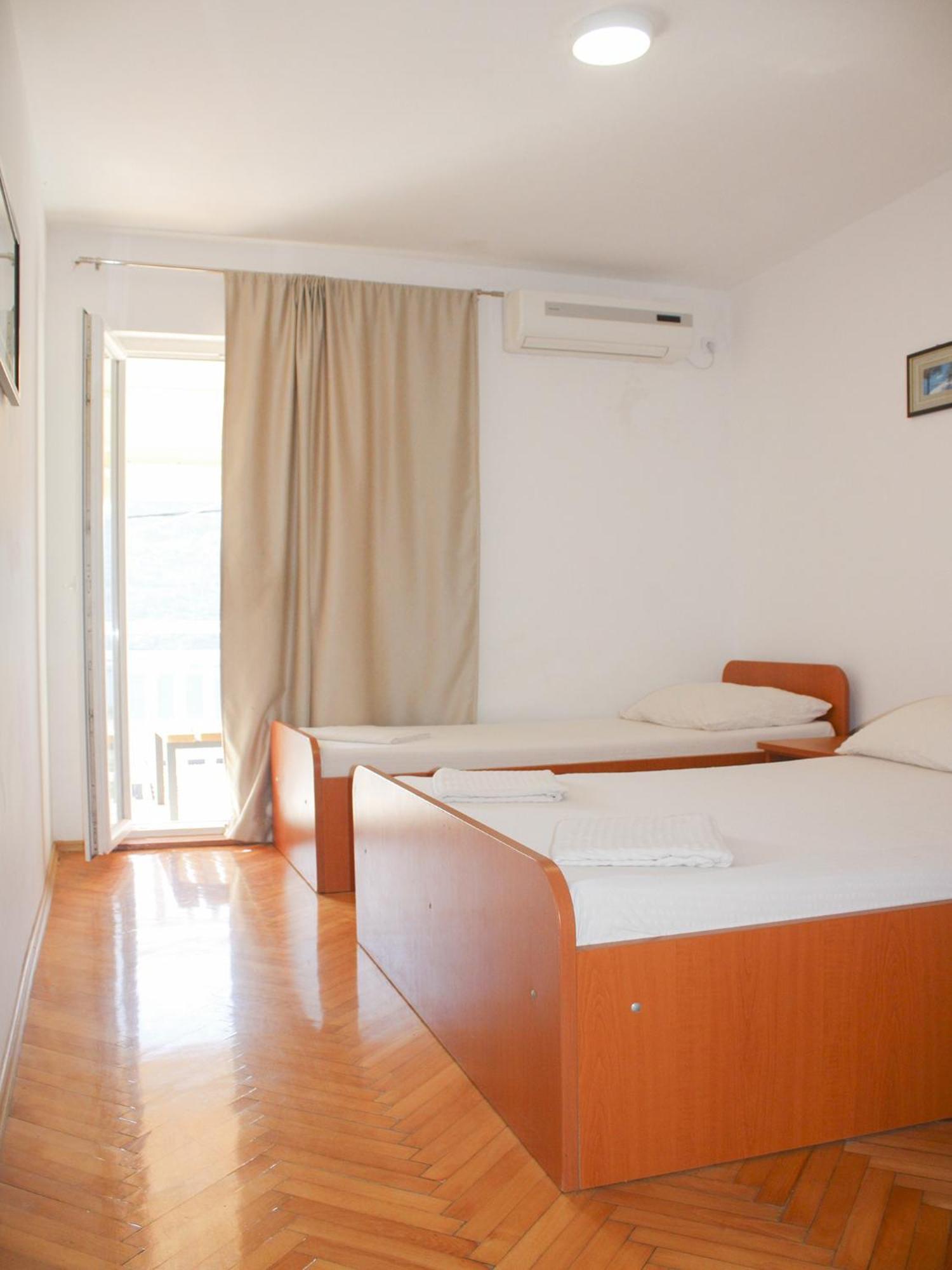 Apartments And Rooms Mato Neum Oda fotoğraf
