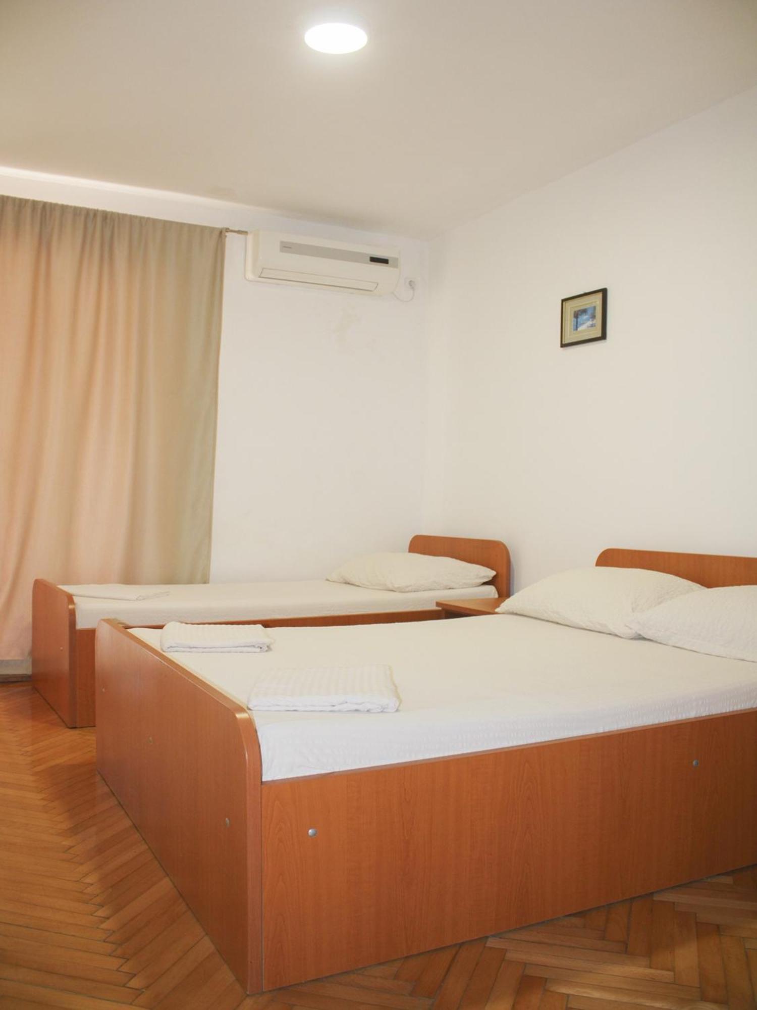 Apartments And Rooms Mato Neum Oda fotoğraf