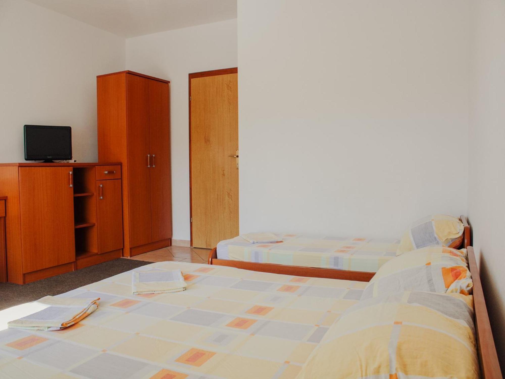 Apartments And Rooms Mato Neum Oda fotoğraf
