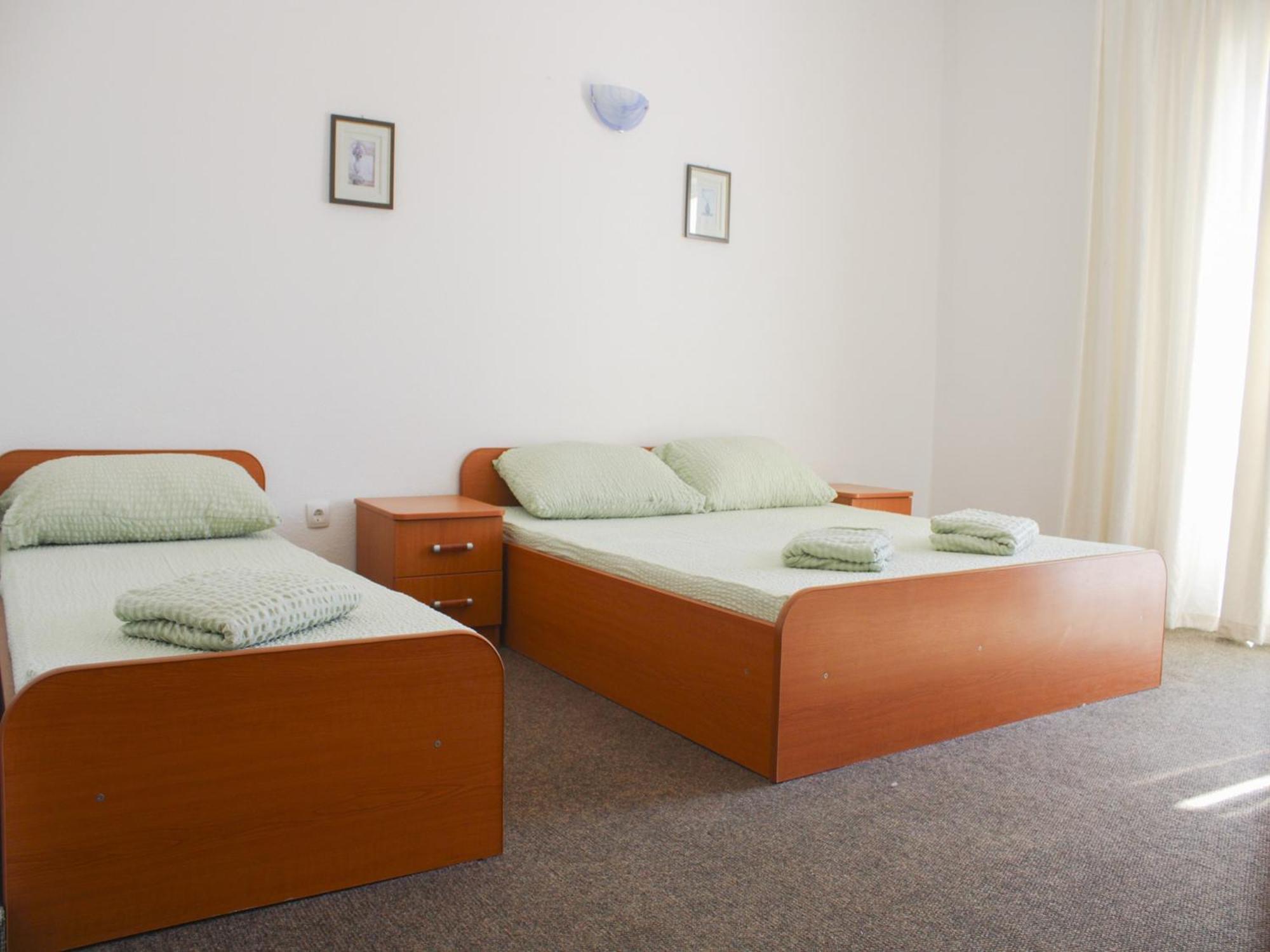 Apartments And Rooms Mato Neum Oda fotoğraf
